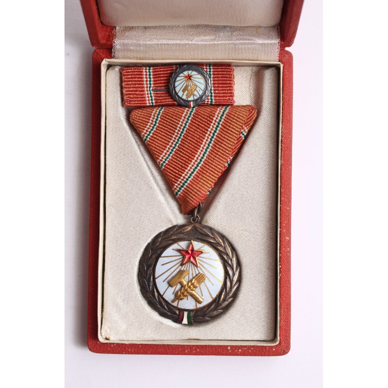 Munka érdemérem 1954 dobozában